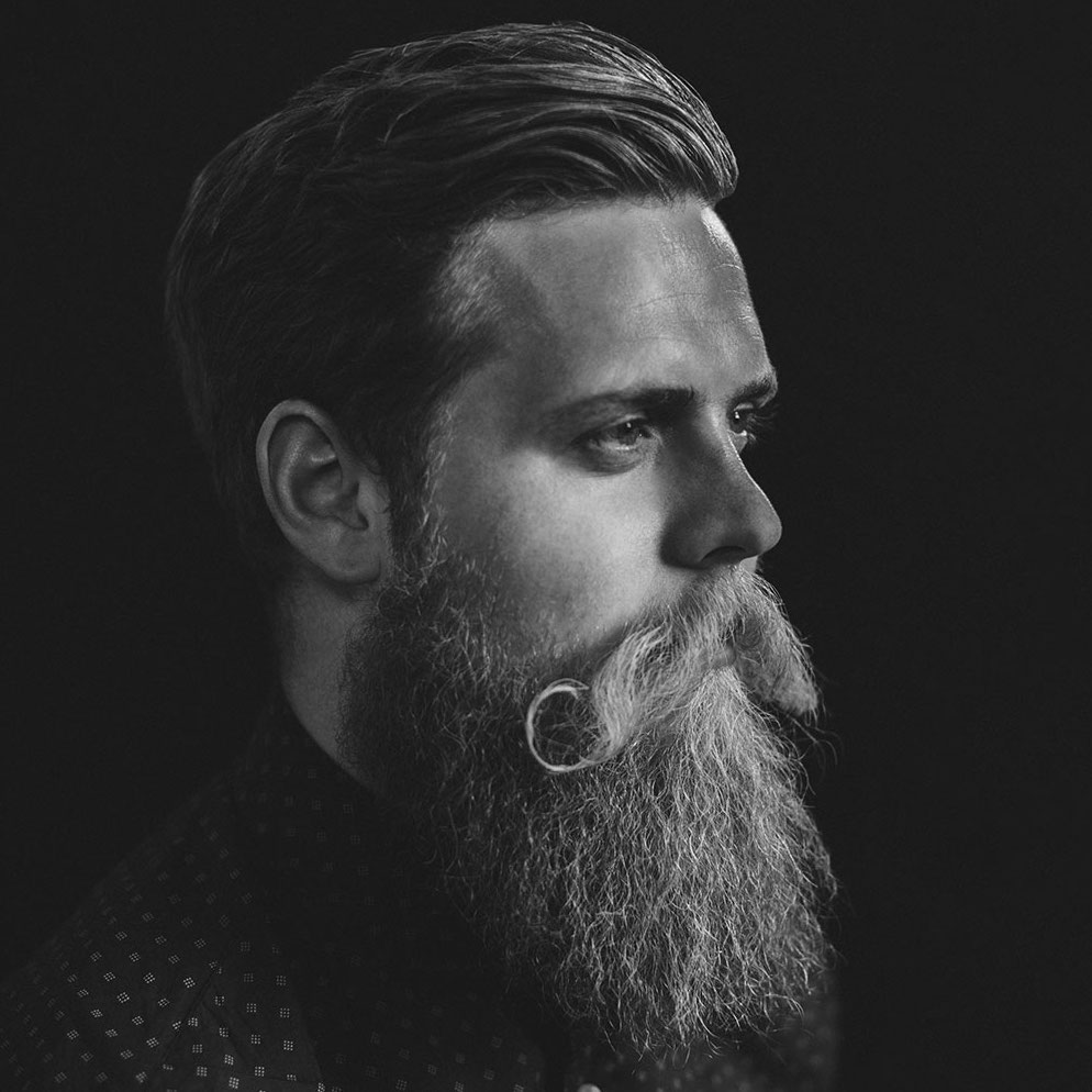 Tobias Van Schneider